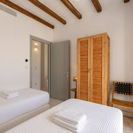 Villa Yalazios House 1 - Shared Pool *