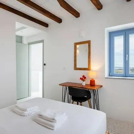 Yalazios House 1 - Shared Pool Villa